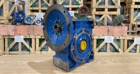 Hộp giảm tốc NMRV 130