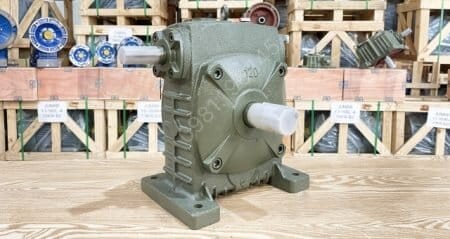 Hộp giảm tốc trục vít WPS 120