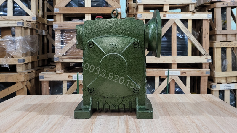 Ưu điểm vượt trội của hộp giảm tốc trục vít WPDS 135