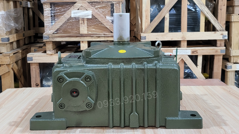 Ưu điểm vượt trội của hộp giảm tốc trục vít WPO 155