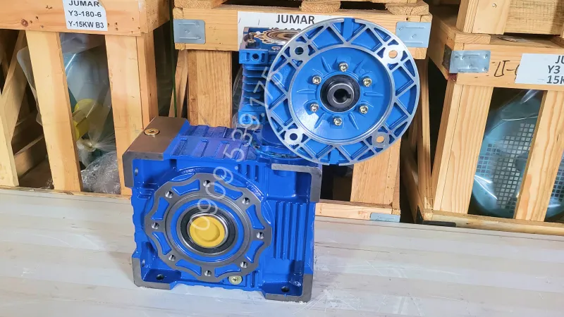 Ứng dụng hộp giảm tốc 2 cấp NMRV 75 - 130